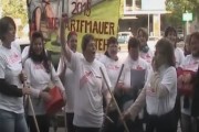 Video: Kolleginnen der Region SATS machen am Flughafen Leipzig/Halle aufmerksam auf Probleme in der Gebäudereinigung