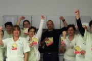 Beschäftigte der WISAG Krankenhausreinigung im Krankenhaus Robert Bosch in Stuttgart stehen hinter den Forderung der IG BAU