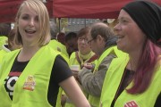 Video: Gebäudereiniger machen Druck - Respect for Cleaners Demo in Essen