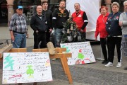 Fachgruppe Gebäudereinigung Nord-West-Sachsen informierte am 1. Mai über Forderung nach Weihnachtsgeld
