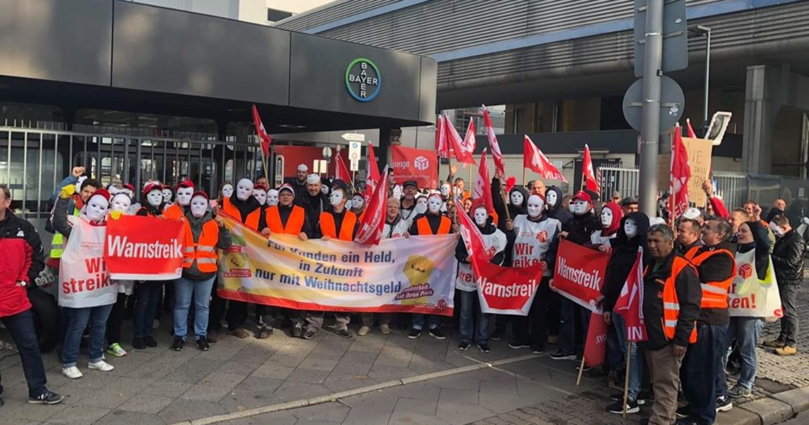 Streikbruch statt Ausbildung: Gegenbauer Services setzt neue Negativmaßstäbe - Streikende sorgen dennoch für Störung im Produktionsablauf bei Bayer